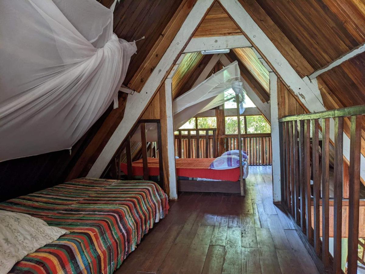 Les Acacias Bungalows Manambolo Exterior foto