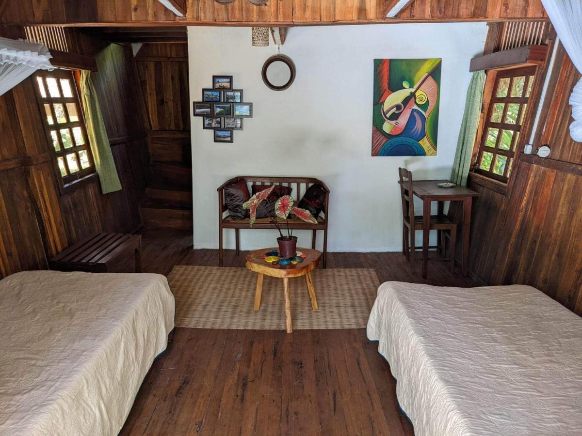Les Acacias Bungalows Manambolo Exterior foto
